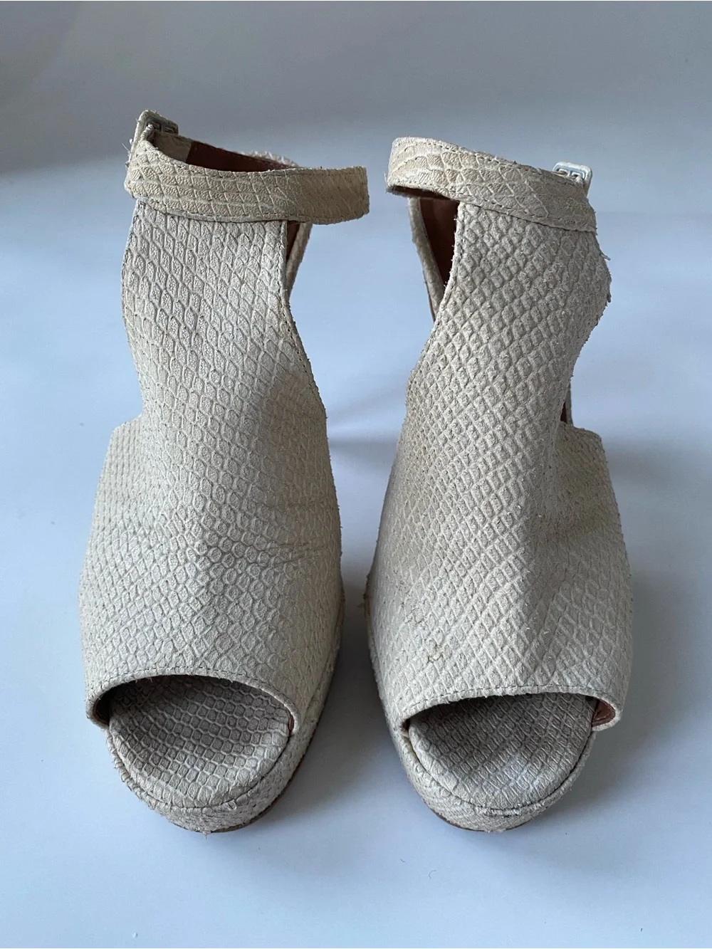 Barney’s New York vintage cream embossed leather platform sandals